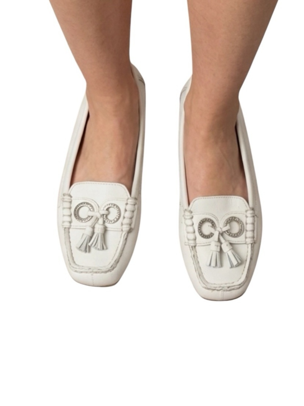 Vintage Isaac Mizrahi white comfort loafers tassels old money coastal grandma